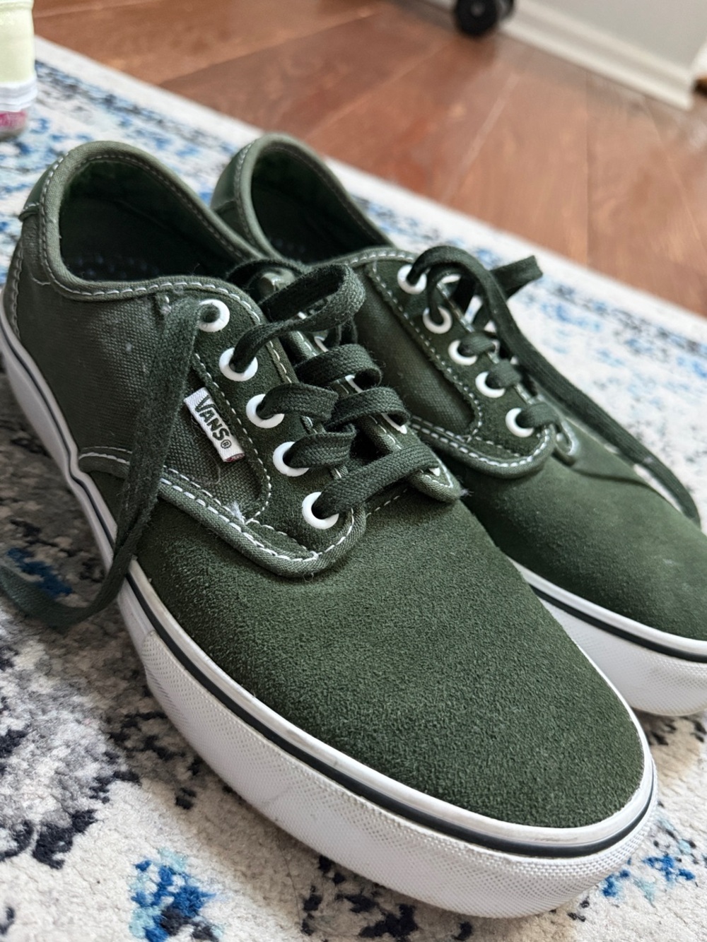 Vans Men’s Olive Green Low-Top Canvas Sneakers with White Soles